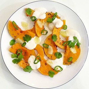 Butternut, Citron vert, Piment, Sauce yaourt - Copyright © Gratinez