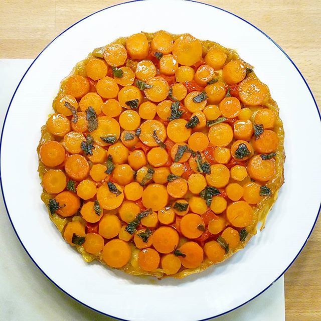 Tarte tatin de carottes - Copyright © Gratinez