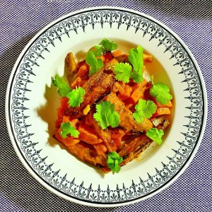 Curry de patate douce et aubergine, coriandre – Copyright © Gratinez