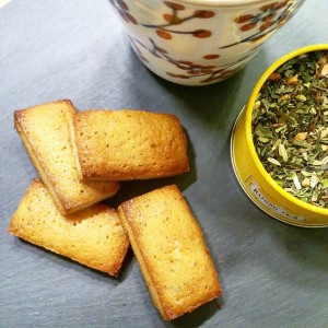 Financiers Miel, Noisettes et Amandes à l'heure du thé – Copyright © Gratinez