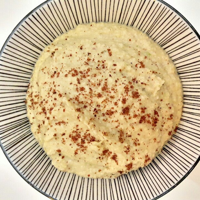 Houmous au fenouil et aux amandes – Copyright © Gratinez