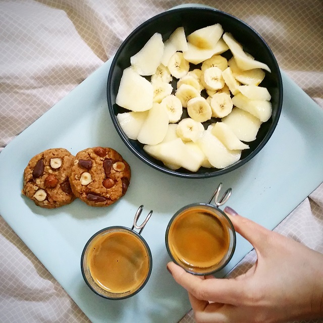 Cookies végans au beurre de cacahuètes, parfait au petit déjeuner – Copyright © Gratinez