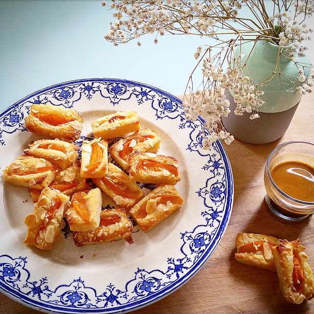 Financiers aux abricots et amandes, vegan – Copyright © Gratinez