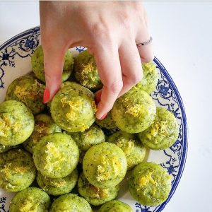 Muffins matcha, citron et pavot, moelleux et légers – Copyright © Gratinez