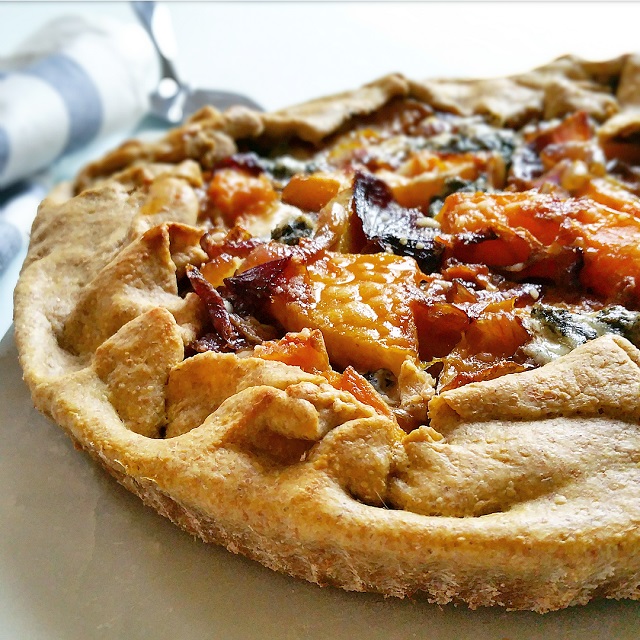 Tarte rustique au butternut et gorgonzola – Copyright © Gratinez