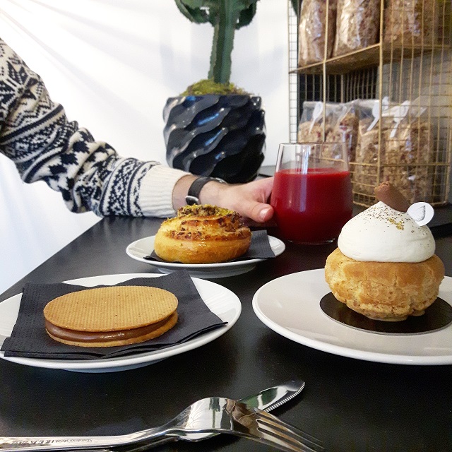 Un goûter à Paris, chez Yann Menguy, pâtisserie La Goutte d'Or – Copyright © Gratinez