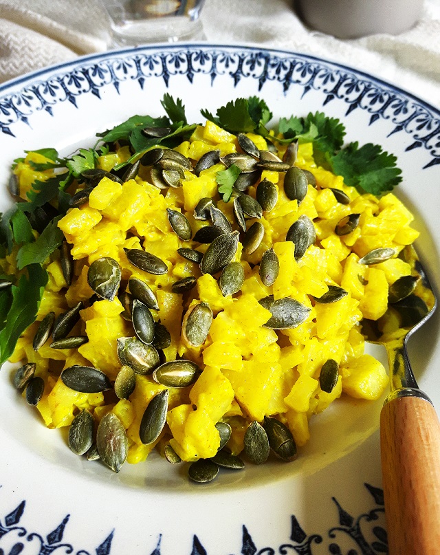 Risotto de céleri rave, poudre de fenouil et curcuma – Copyright © Gratinez