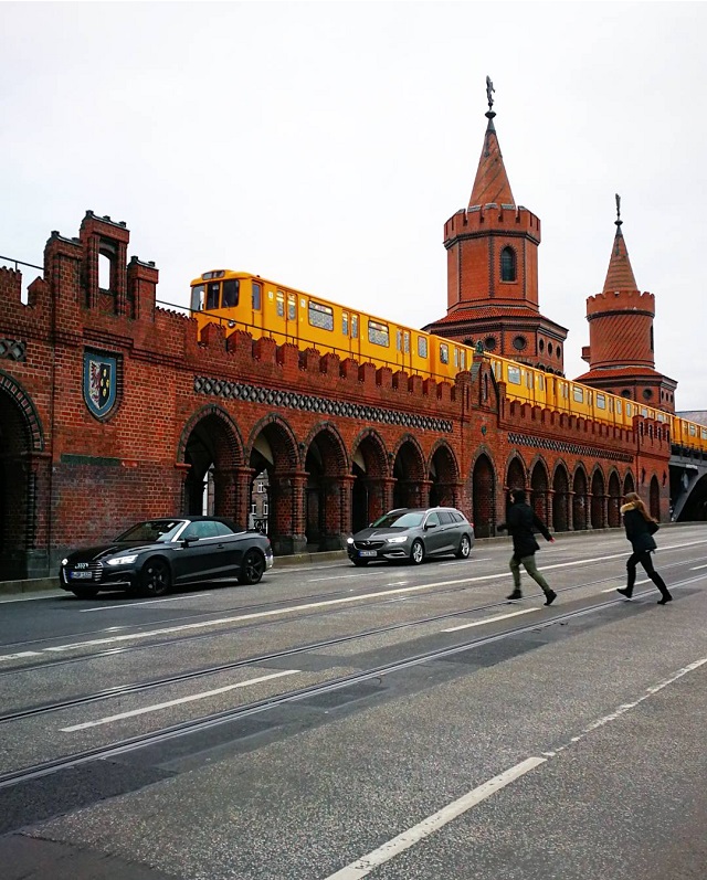 Pont Oberbaumbrücke à Berlin – Copyright © Gratinez