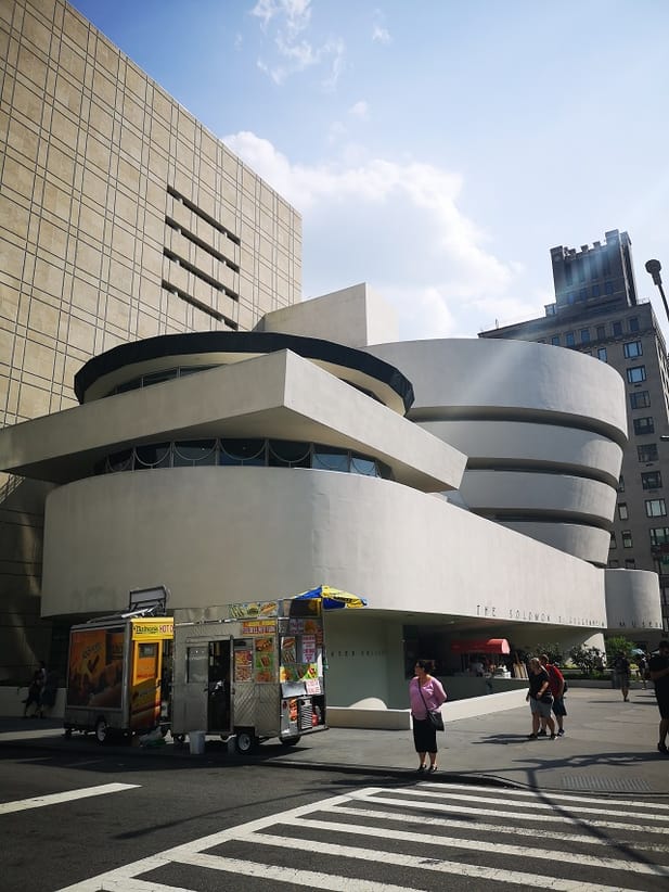 Guggenheim Museum – Copyright © Gratinez